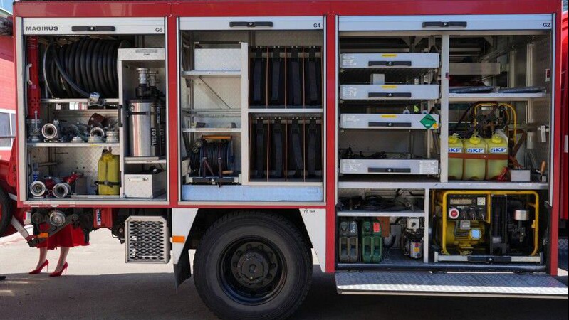У Луцьку рятувальники отримали спеціальний аварійно-рятувальний автомобіль від німецьких партнерів
