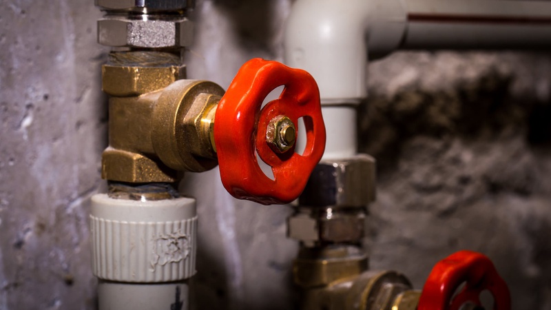 Чому в семи будинках Нововолинська немає води