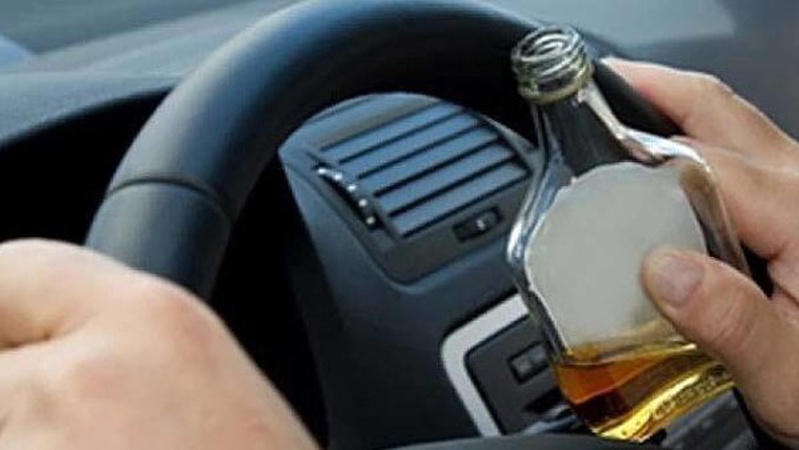 У Луцькому районі п’яний водій «не вписався» в парковку на заправці