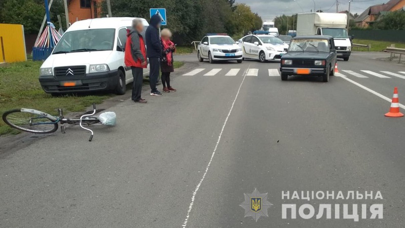 Поблизу Луцька авто збило пішохода: деталі