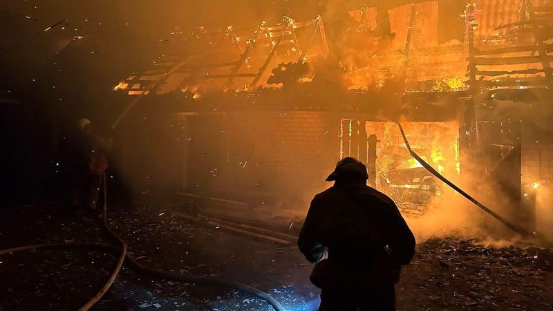 У Ковельському районі горіла господарська споруда