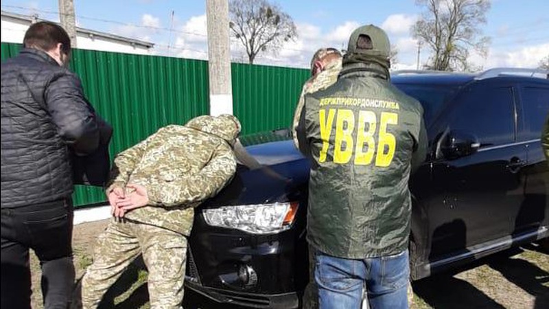 На хабарництві попався прикордонник Луцького загону