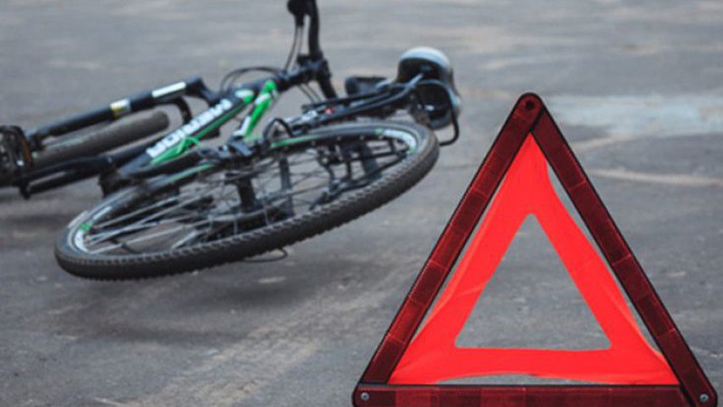 На Волині авто збило велосипедистку