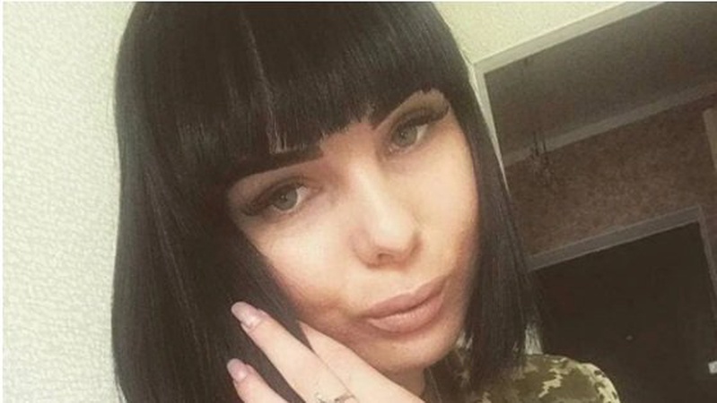 Пресофіцерка Держприкордонслужби під час війни хизувалася відпочинком у Парижі й на курортах. ФОТО. ВІДЕО