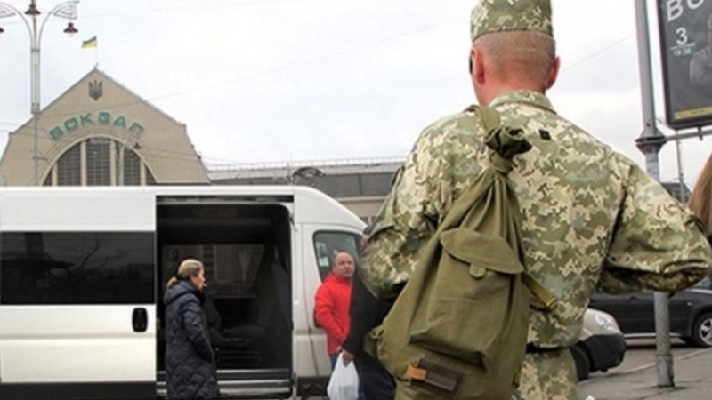 На Волині провели виховну роботу з водієм маршрутки, який нахамив військовому