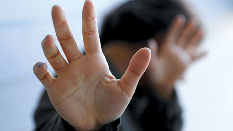 45-річний волинянин побив поблизу школи неповнолітнього