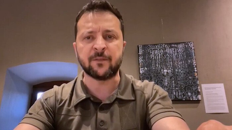 Цілодобово доступні укриття є обовʼязком місцевої влади, – Зеленський