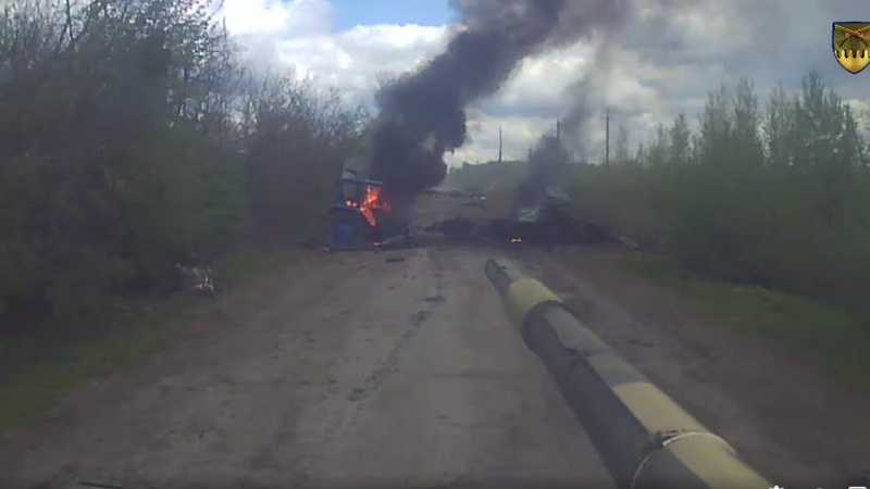 Українські воїни знищили трофейну техніку та боєприпаси окупантів. ВІДЕО