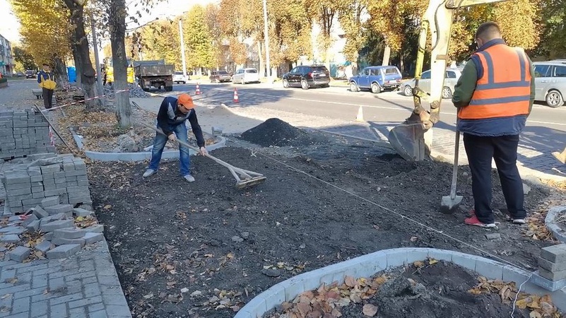 У Луцьку частково відновили ремонт проспекту Волі
