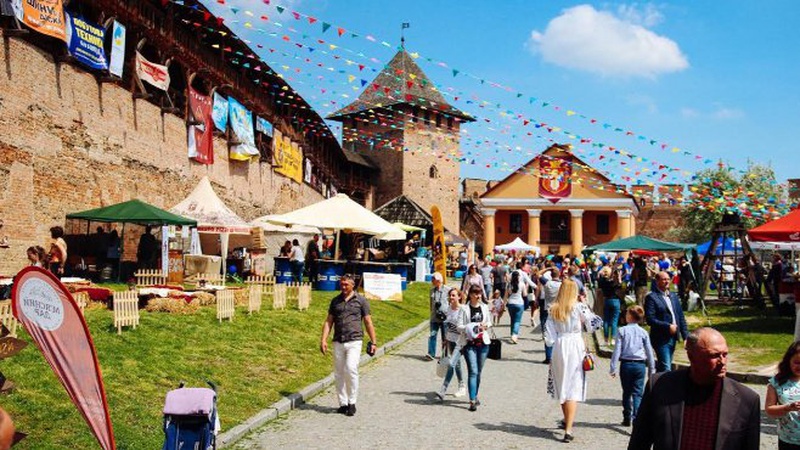 У Луцькому замку пройде LUTSK FOOD FEST у стилі Етно