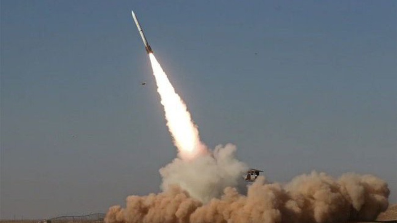 У Миколаєві лунають вибухи касетних снарядів, - мер