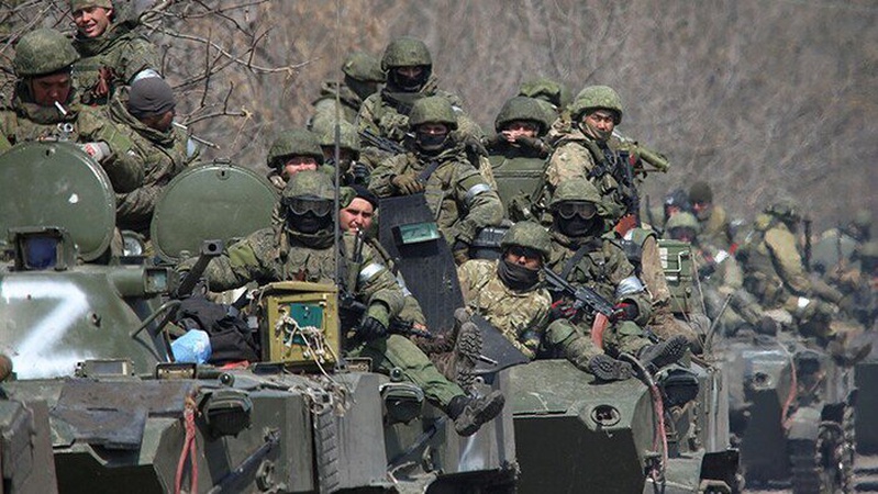 Ворог штурмує Бахмут та обороняється на Херсонщині: яка ситуація на фронті