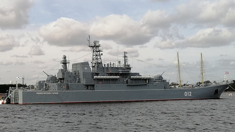 Опублікували нові фотографії пошкодженого «Оленегорского горняка»