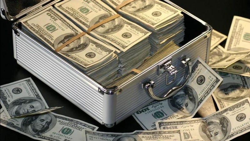 Як Україна віддаватиме борги після перемоги: пояснення економіста