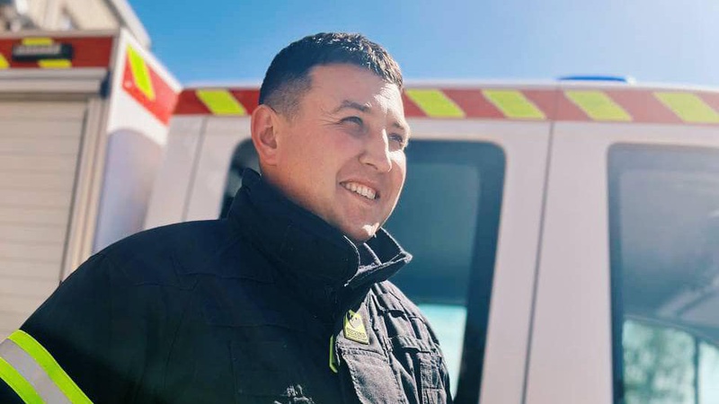 «Розбирав завали та шукав потерпілих після ворожих обстрілів»: фельдшер-рятівник з Волині про роботу без вогню