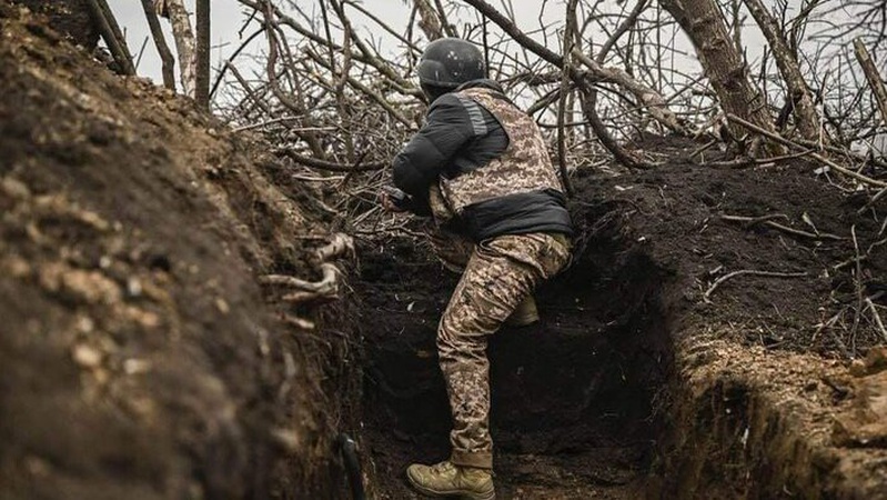 За Бахмут та Мар’їнку тривають запеклі бої, Генштаб повідомив кількість відбитих атак