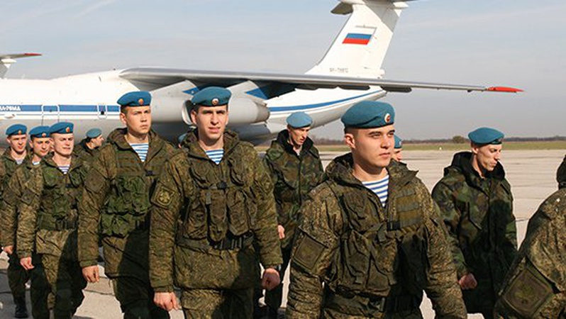 Через значні втрати серед десантників рашисти почали набирати на службу офіцерів запасу