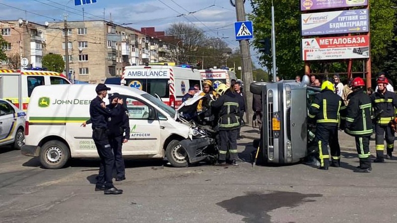 Опублікували відео автотрощі на Рівненській у Луцьку
