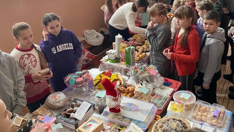 Школярі з Волині наярмаркували 90 тисяч гривень для ЗСУ