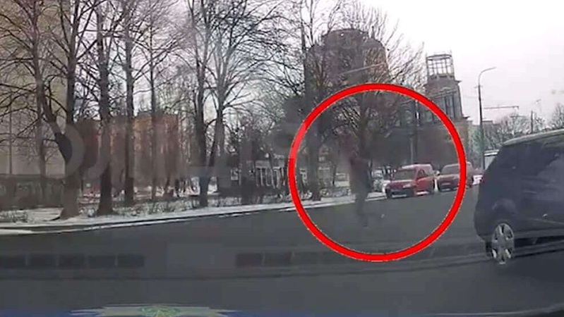 У волинських містах патрульні фіксують порушників-пішоходів. ВІДЕО