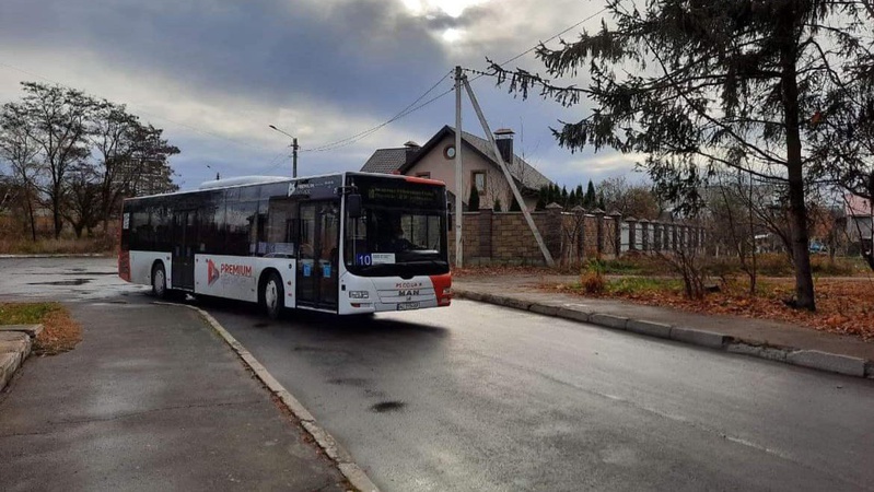 Вулицями Луцька курсуватиме 7 нових автобусів. ФОТО