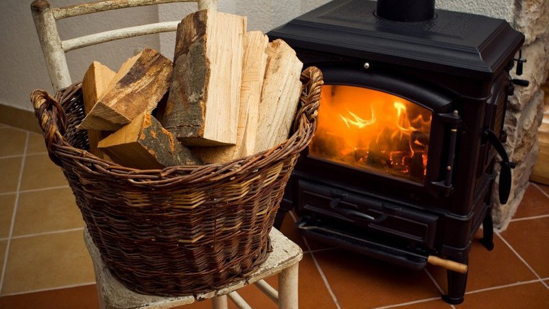 Скільки волинян отримали допомогу на тверде паливо