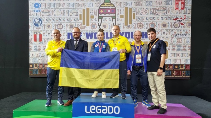 Важкоатлетка з Волині здобула золото в Перу на чемпіонату світу серед дівчат до 17 років