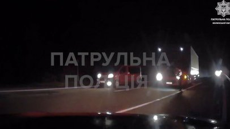 Злетів у кювет: у Ковелі п’яний водій влаштував перегони з патрульними