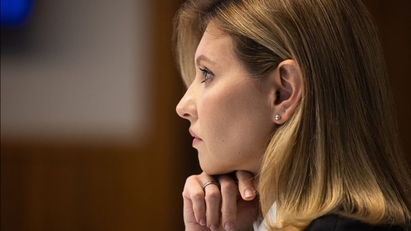 «Я знаю цю дівчинку»: Олена Зеленська опублікувала відео із загиблою у Вінниці 4-річною Лізою