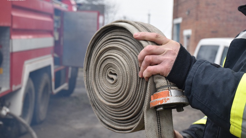 У перший день зими волинські рятувальники ліквідували 3 пожежі
