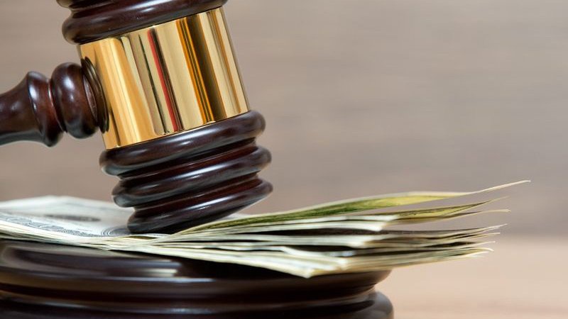 У Луцьку покарали ексоліціянтку за правопорушення, пов’язане із корупцією