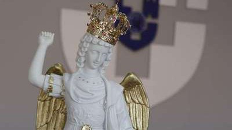 До луцького національного технічного університету привезли реліквію, освячену Папою Римським