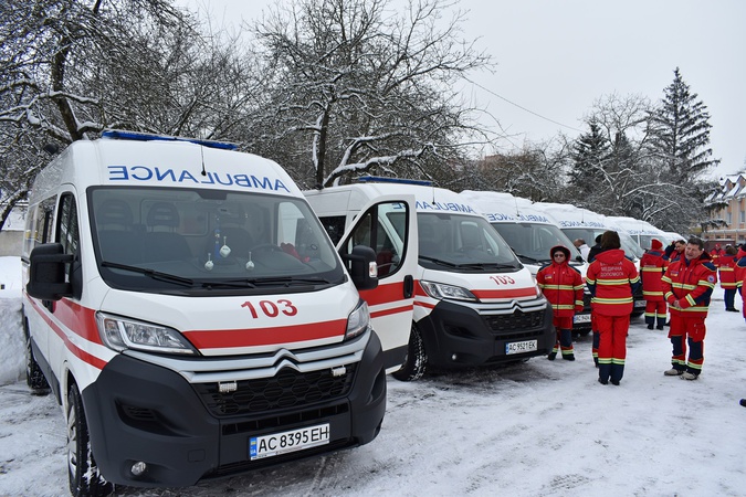 До кінця березня Волинь отримає 10 нових автомобілів «швидкої»