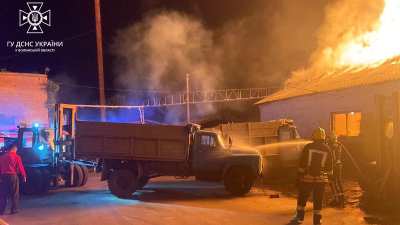 На Волині горів деревообробний цех