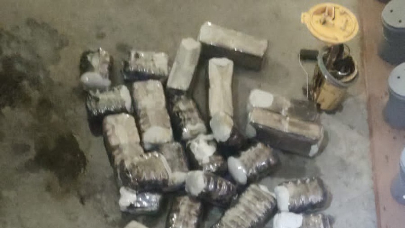 На «Ягодині» викрили іноземця, який намагався провезти автомобілем 21 кг гашишу