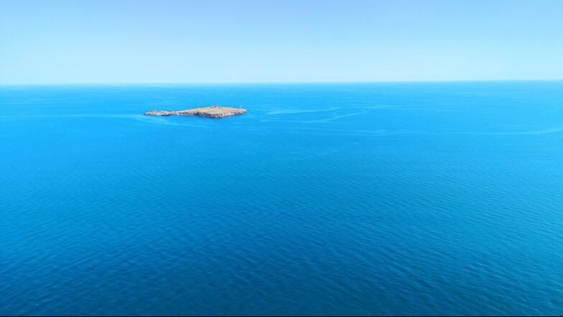 Супутники зафіксували на Зміїному нові ППО окупантів