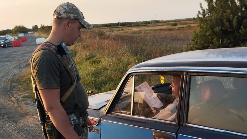 Волинські прикордонники роздають анкети і просять повідомляти про корупцію