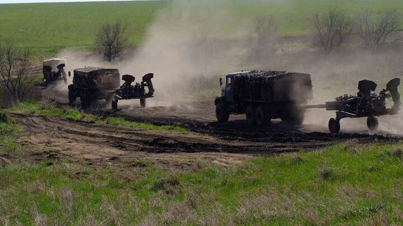 Окупанти обстріляли лікарню в Сєвєродонецьку, зайнялася пожежа