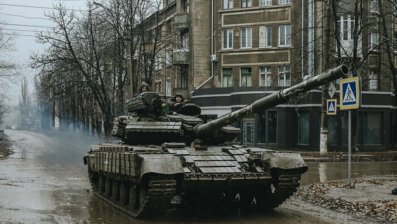 ЗСУ розповіли, чи відбувається масове відведення військ із Бахмута