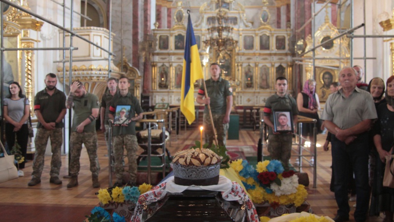 У Луцьку попрощалися з двома загиблими захисниками. ФОТО