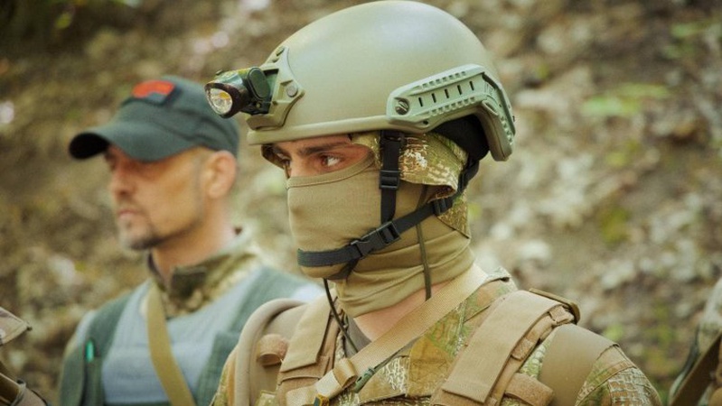 Навіть не підозрював: військовий три тижні воював зі зламаним хребтом