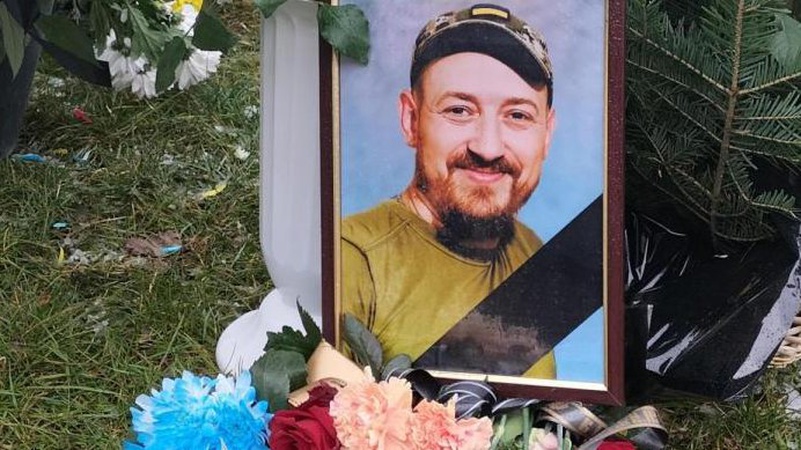 «За 10 хвилин зібрався й пішов обороняти наш спокій і сон», - дружина загиблого  Героя Івана Тлумача