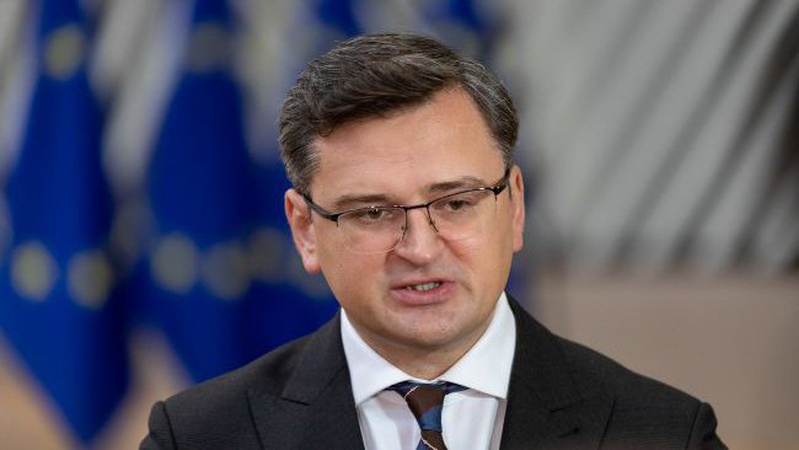 Кулеба назвав терміни отримання перших танків Т-72 від США