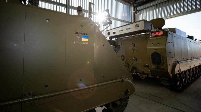 Австралія відправила в Україну перші чотири бронетранспортери M113AS4