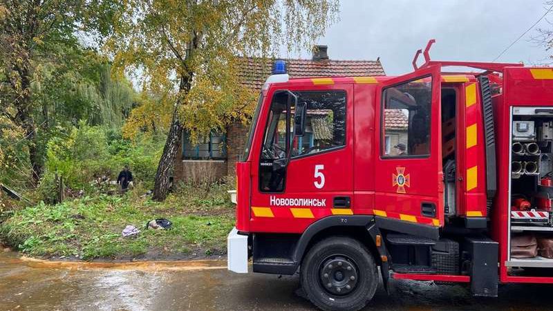 На Волині горів приватний будинок: трьох людей госпіталізували