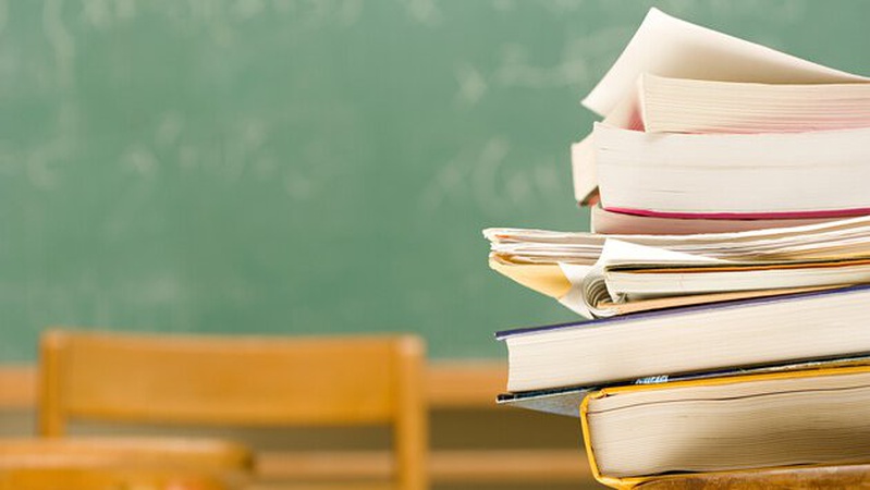 Скількох невакцинованих педагогів Луцької громади відсторонили від роботи