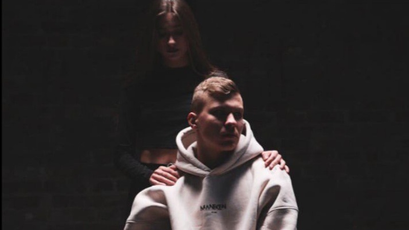 Популяризує українську музику: молодий співак з Луцька випустив мініальбом