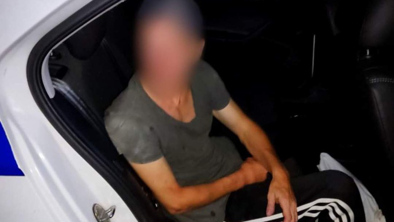 Луцькі патрульні затримали грабіжника. ФОТО