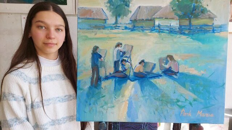 Картини юних художниць з Волині представили на благодійній виставці в Лондоні