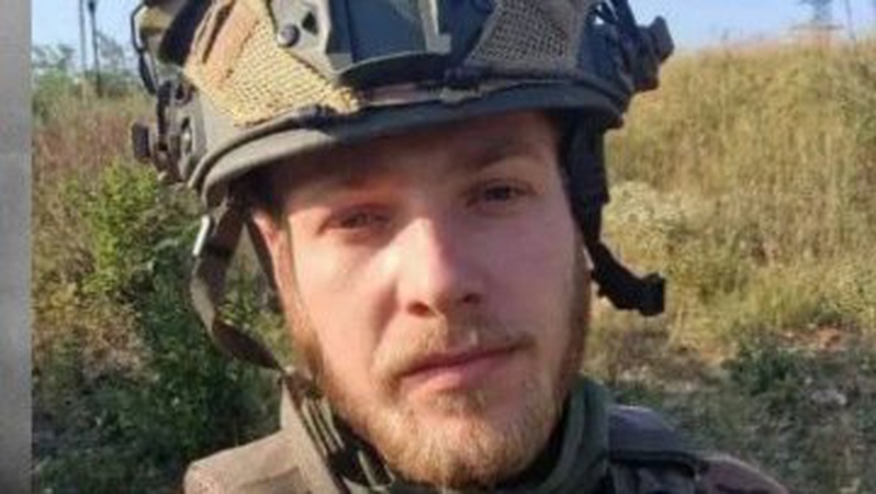 «Для батьків він був гордістю, для побратимів – надійним»: на Волині попрощалися з Героєм Іваном Хомуком в день його 23-ліття